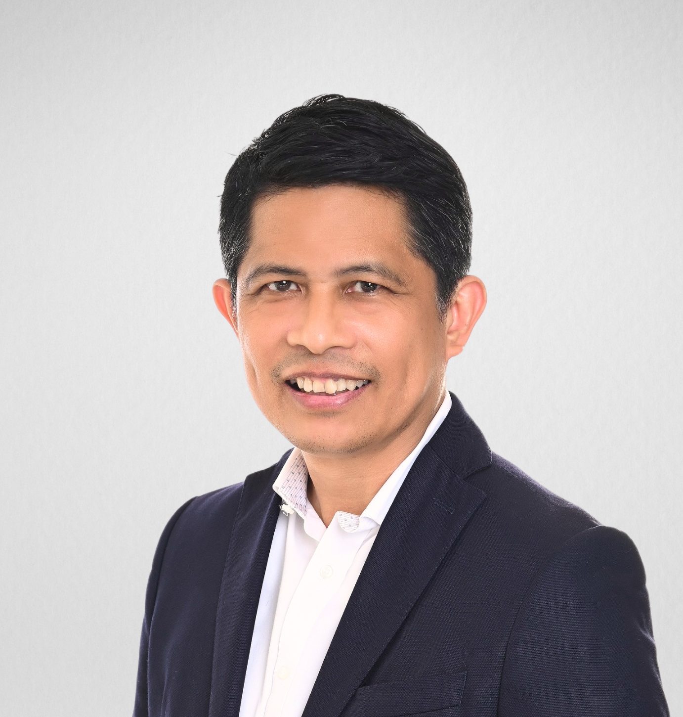 SVP and Chief Corporate Solutions and Alternative Distribution Officer