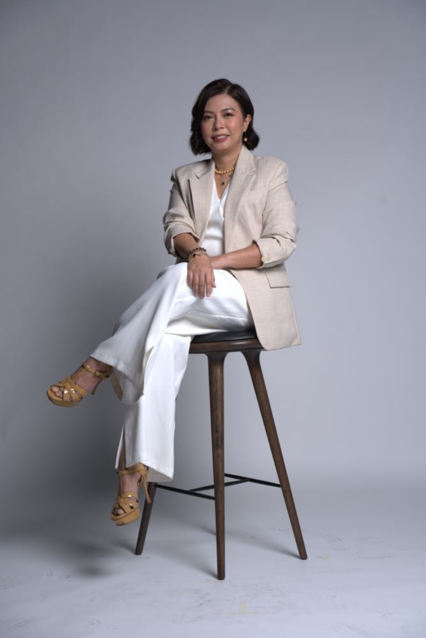 Fritzie Tangkia-Fabricante, SVP & Chief Legal and Compliance Officer at Manulife Philippines